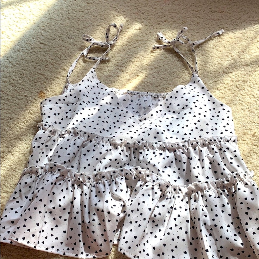 Heart ruffle tie up tank top